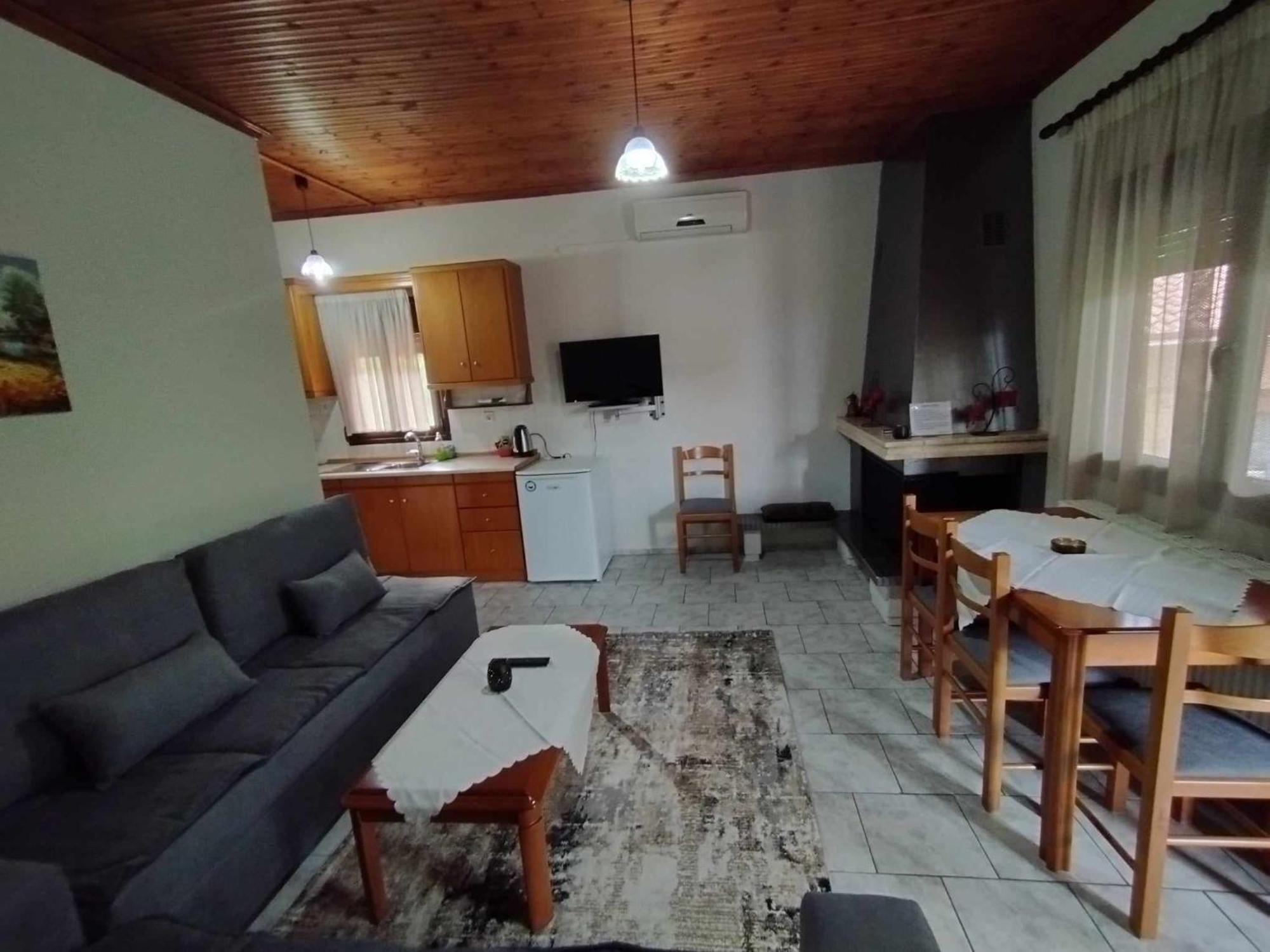 Guesthouse Mythos Órma Eksteriør billede
